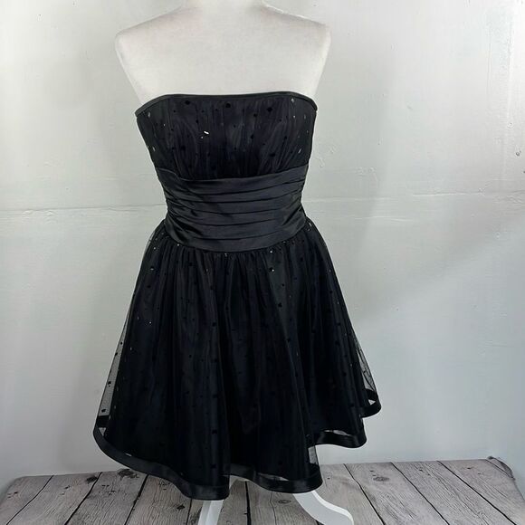 Jessica McClintock For Gunne Sax Black Strapless Netted Embellished Dress 3 - Picture 1 of 16